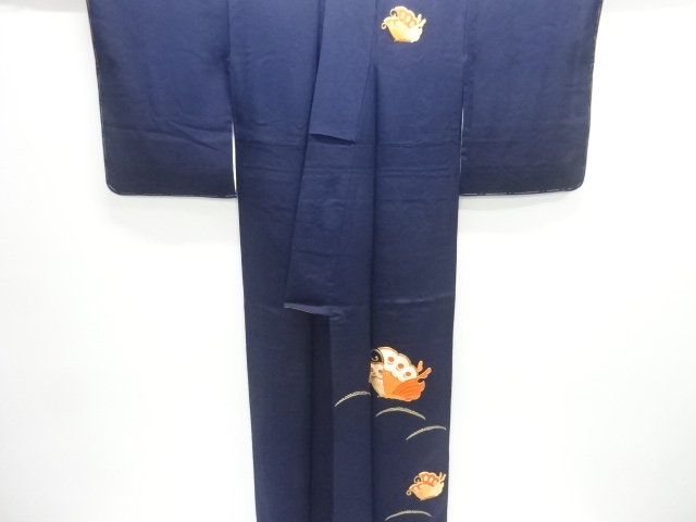  未使用品　蝶模様刺繍一つ紋付け下げ訪問着(重ね衿付き)